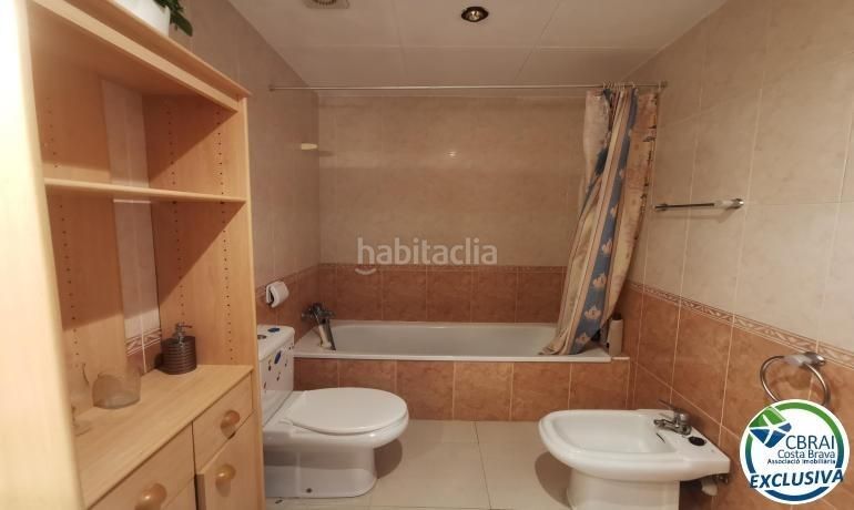 Foto bb14a98f-c1cf-4f22-ab63-b2b34eb630c8. Casa a Centre Roses