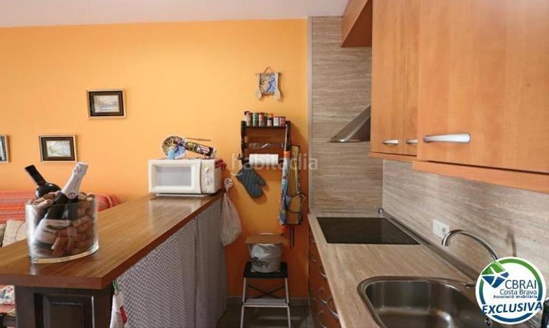 Foto 52f39394-a262-4b94-a96a-16cee334774c. Apartamento acojedor apartamento de 1 habitacion, con orientación sud i piscina. en Empuriabrava