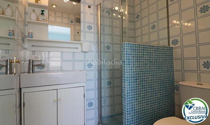 Foto ec5165d4-f2ed-44bd-9491-3baf14288ef1. Casa  con gran terraza al sur adosada ubicada en la zona de Sant Maurici en Empuriabrava