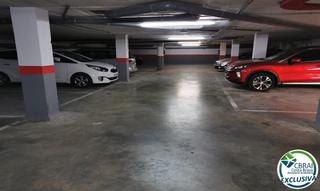 Aparcament cotxe a El Port. Venta de plazas de aparcamiento en llançà