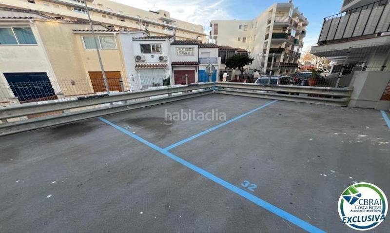 Foto 711f52e3-1673-49f0-8e45-2a14b755e087. Car parking in Salins - Cavall de Mar Empuriabrava