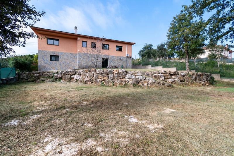 Foto 25861429-04e0-42e1-b575-b4a7d0d306a7. Casa se vende casa !! en Sils