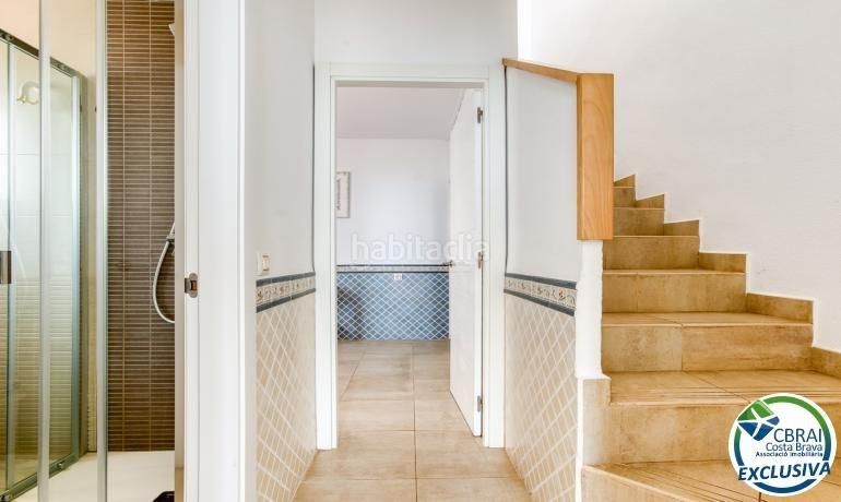 Foto 5bc82f5f-8289-49bb-8dbb-914f0149fa83. Casa amb piscina a Puig Rom-Canyelles-Almadrava Roses