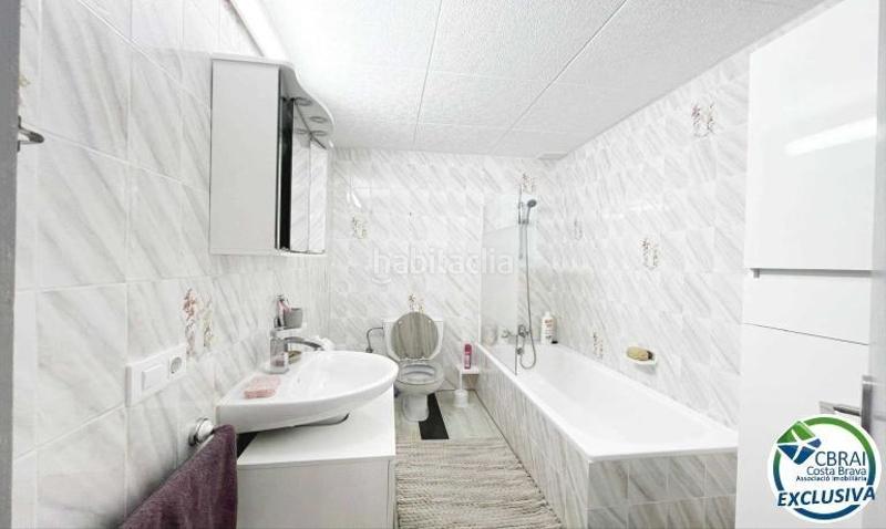 Foto b87f83ab-3876-4589-b59f-243aaf4211ab. Casa amb calefacció aparcament a Tordera - Fluvià - Llobregat Empuriabrava