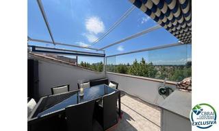 Apartament a Port Banyuls - Port Alegre - Port Empordà. Atico en venta en empuriabrava 2 habitaciones gran terraza y par
