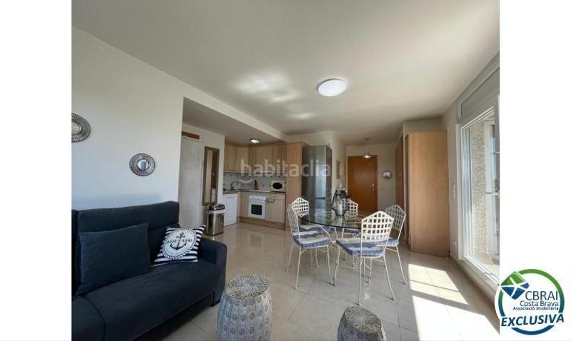 Foto 26e531c5-e6d4-46c9-9f8c-60766798661e. Apartamento atico en venta 2 habitaciones gran terraza y parking subterraneo. en Empuriabrava