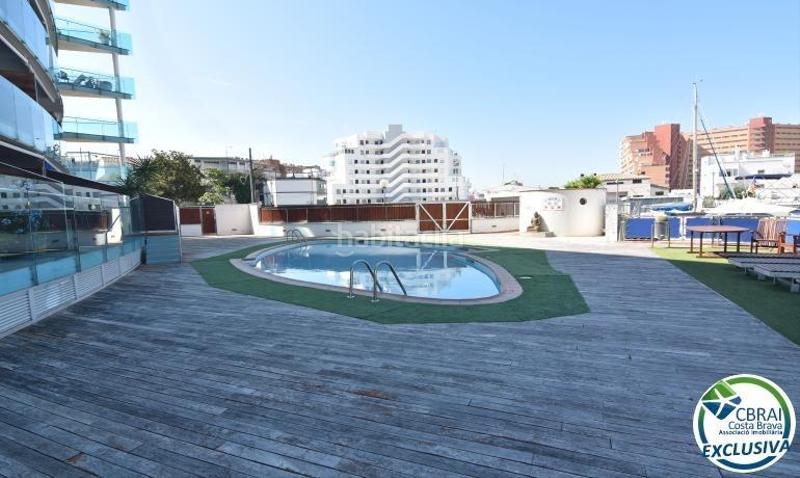 Foto 747209b9-d907-44df-a59b-c7aa9da3c9b4. Apartamento encantador apartamento con licencia turística y vistas al canal en Roses
