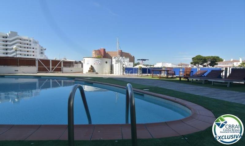 Foto 8e666c33-3e6b-4bdb-a2be-6c11e7b661cf. Apartamento encantador apartamento con licencia turística y vistas al canal en Roses