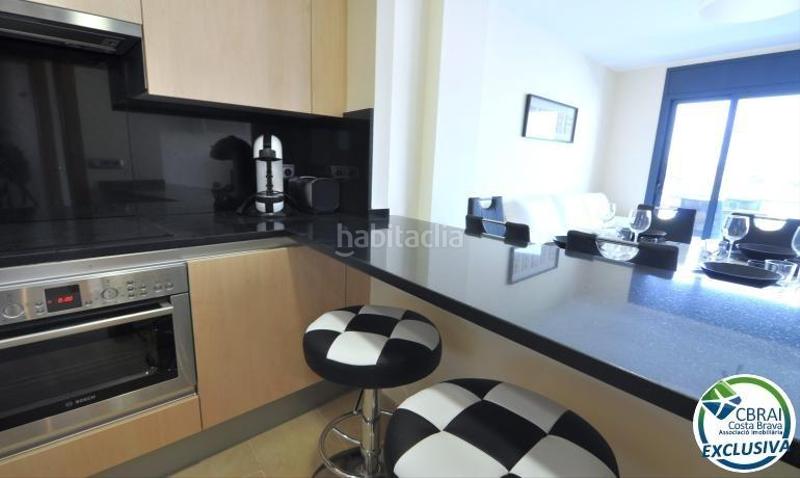 Foto a96d5f11-3307-4302-9459-4adf74482f0a. Apartamento encantador apartamento con licencia turística y vistas al canal en Roses