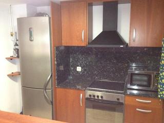 Rent Flat in Riudellots de la Selva. Se alquila piso con muebles en riudellots de la selva!