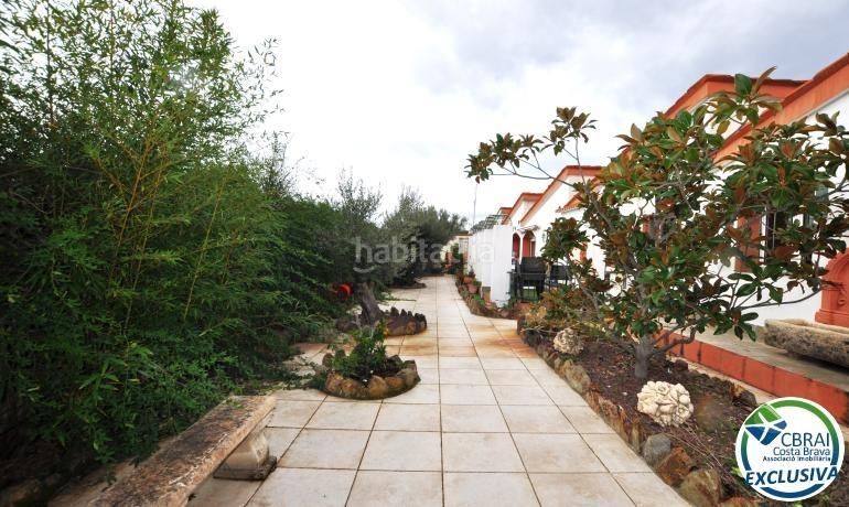 Foto 9099f453-6364-42f9-8db4-793aa7b62f3a. Casa amb calefacció aparcament a Nord Roses