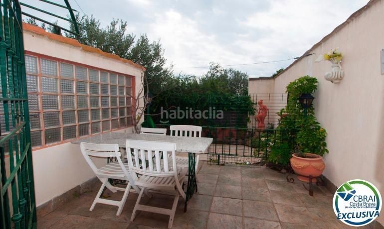 Foto ea1c1656-b500-4b45-bfbd-b50c48a2ecbc. Casa amb calefacció aparcament a Nord Roses