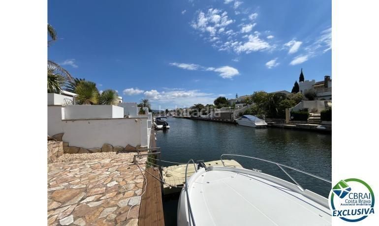 Foto c584d74f-9381-479a-ad77-51080710133f. Casa amb calefacció aparcament piscina a Francolí - Freser - Noguera Empuriabrava