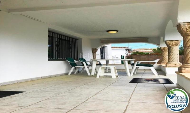 Foto c9417d1a-34f3-480c-8aa8-e7f2db8e6b17. Casa amplia casa con piscina en venta en mas boscà en Roses