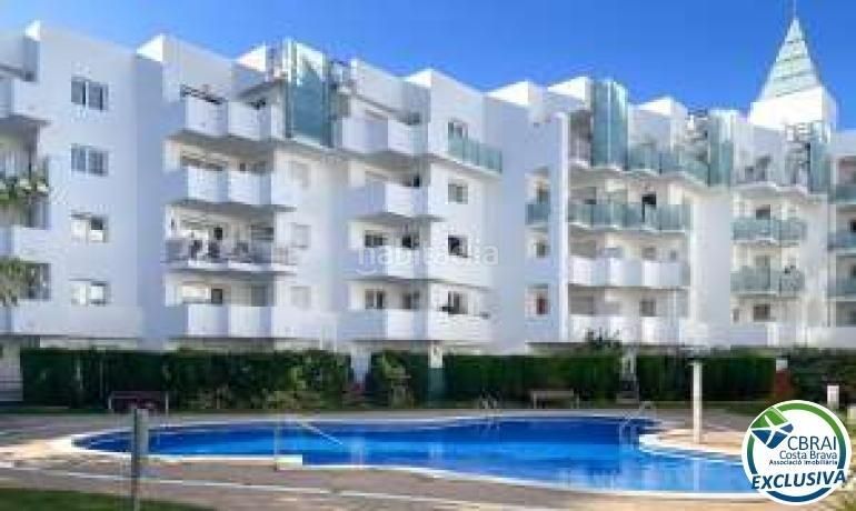 Foto df78e527-325a-4e6e-ba2e-72669576a885. Apartament amb aparcament piscina a Santa Margarida Roses