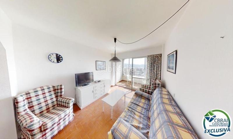 Foto fa2e11a4-32f1-4a1c-a40c-a7445aa65203. Piccolo appartamento con piscina in Santa Margarida Roses