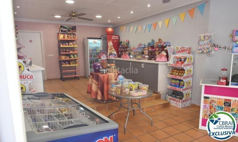 Foto 8660e17f-589d-4b17-8d06-ac07c8199ba1. Locale commerciale in Centre Roses