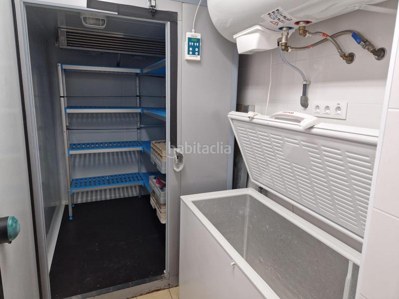 Foto 5fe6884a-3f27-4a66-b689-c6a6fa86d372. Lloguer local comercial a Centre Roses