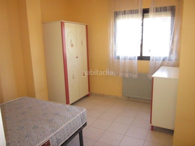Foto 3f6d6d82-f6b2-48f6-a48c-26e7cb3f7b60. Lloguer apartament amb calefacció a Fontajau - Sant Ponç Girona