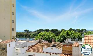 Appartement in Muga - Gran Reserva - Badia. Muga park luminoso apartamento con terraza y ascensor cerca del