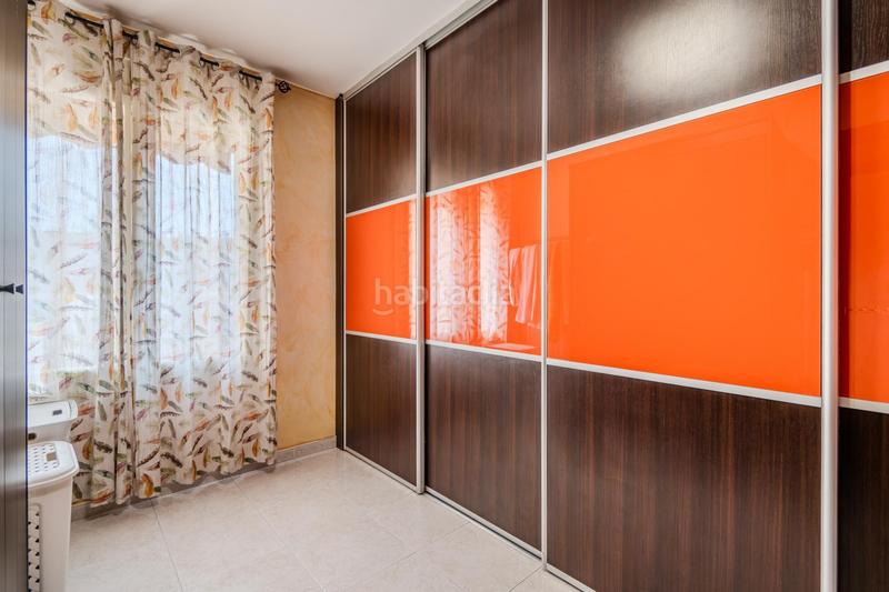 Foto 0b3a2a7d-a366-4b29-80d6-d55819993bc3. Apartamento se vende magnifico pis en Sant Narcis ! en Girona