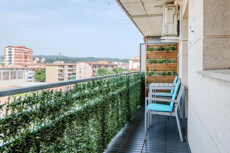 Foto 5a42a8ce-8ba7-4bb6-b758-f52fe9a5f025. Apartamento se vende magnifico pis en Sant Narcis ! en Girona