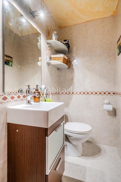Foto c6802b66-6571-4dd1-8e63-f5ba2f5705e9. Apartamento se vende magnifico pis en Sant Narcis ! en Girona