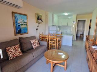 Appartement à Puig Rom-Canyelles-Almadrava. Apartamento de 2 habitaciones dobles, ubicado en la encantadora