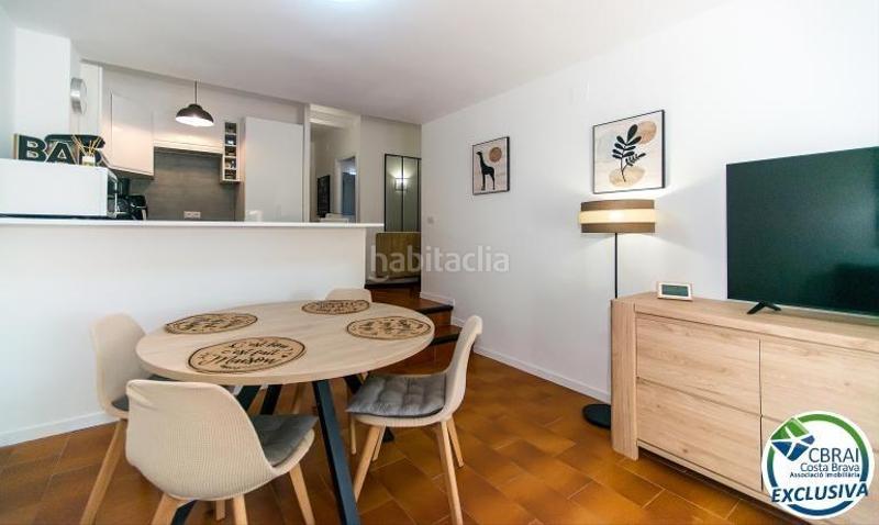 Foto 961c3523-10c0-425a-98d3-2ec85bcaad1f. Apartamento  reformado en el centro , 2 habitaciones dobles, terraza, aparcamiento, a 150 m del mar. en Empuriabrava