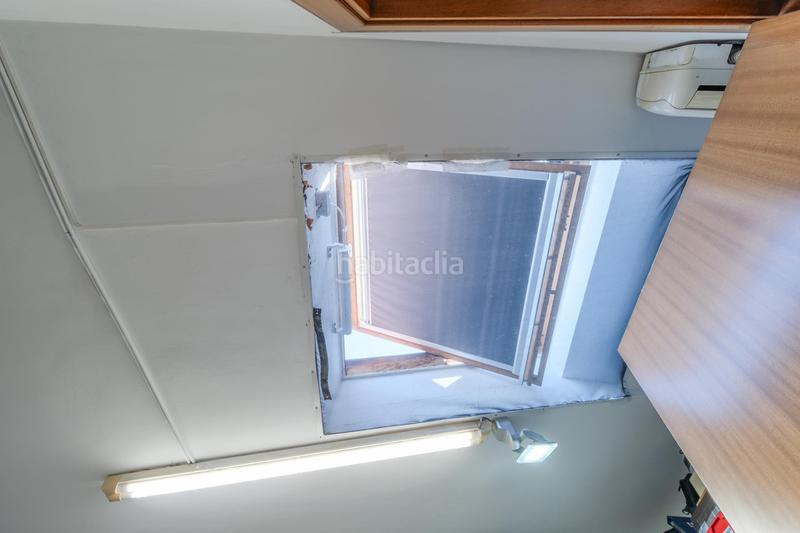 Foto 189fb2a3-a5b0-47e9-9b1f-ce807fa3b2ce. Dúplex se vende dúplex en la zona de sant pau !! en Girona