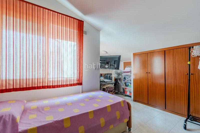 Foto 3130a422-2e4d-483c-9b44-7ffcdeebaecb. Dúplex se vende dúplex en la zona de sant pau !! en Girona