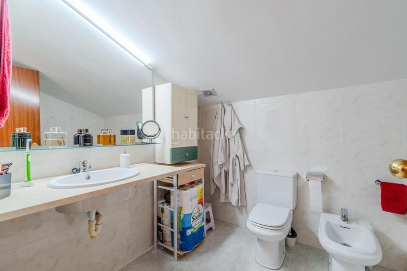 Foto 57d7695e-fc71-44cd-9e7f-3a516603c748. Dúplex se vende dúplex en la zona de sant pau !! en Girona