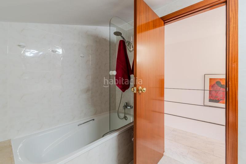 Foto 91c1d0f2-f8fe-4852-85ee-4227c3732a53. Dúplex se vende dúplex en la zona de sant pau !! en Girona