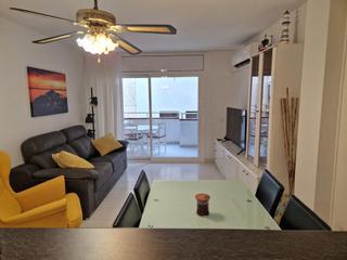 Apartament a Centre. Apartamento en venta en el centro de roses, a solo 80 metros del