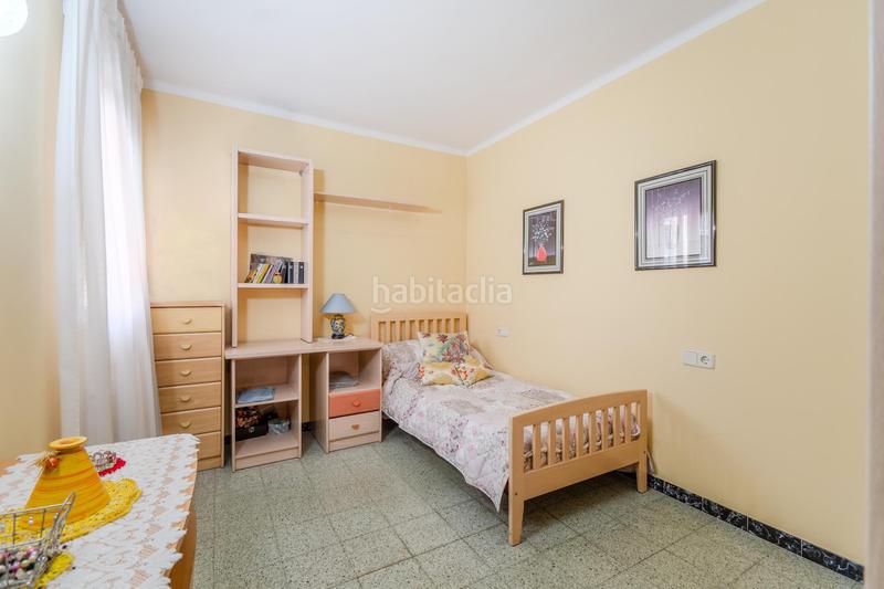 Foto 0787b874-8e8b-4b4e-8dbf-b17d068de1e1. Piso se vende piso de 3 habitaciones en can gibert de plà!! en Girona