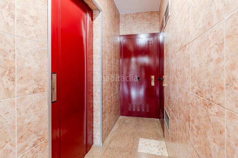 Foto 586e21da-45cb-4e6a-ae2c-b051e97f2fe3. Piso se vende piso de 3 habitaciones en can gibert de plà!! en Girona
