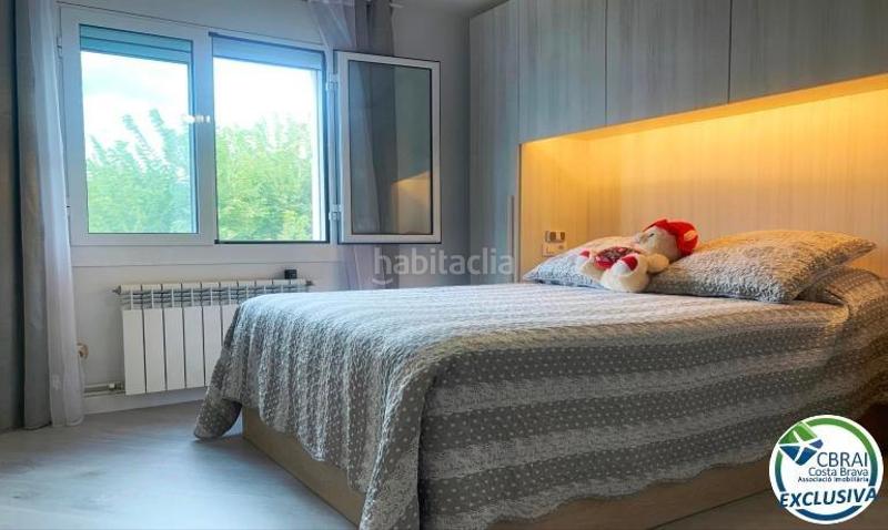 Foto 348078bd-4e5b-4899-a865-922f6781bdb4. Apartamento amplio piso en venta a 100 metros del mar en Roses
