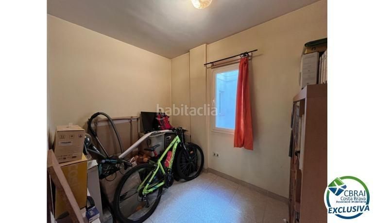 Foto d9470a0b-e8f6-46a8-b020-7c03748b25b6. Apartament amb aparcament a Eixample-Horta Capallera Figueres