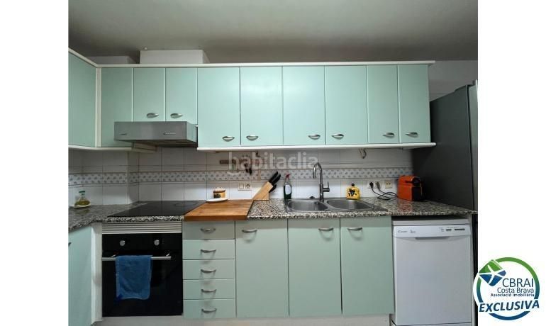 Foto e58889e0-0034-4c59-b2eb-49fa40c1b4af. Apartament amb aparcament a Eixample-Horta Capallera Figueres