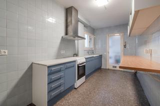 Apartamento en Eixample Nord. Se vende piso en calle de la creu de girona!!