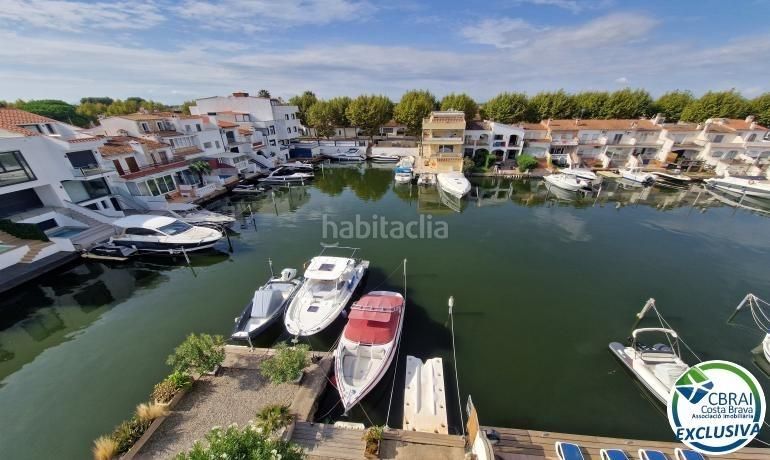 Foto 1851cedf-97d3-434e-a59d-66520e438b6d. Apartament amb aparcament a Port Banyuls - Port Alegre - Port Empordà Empuriabrava