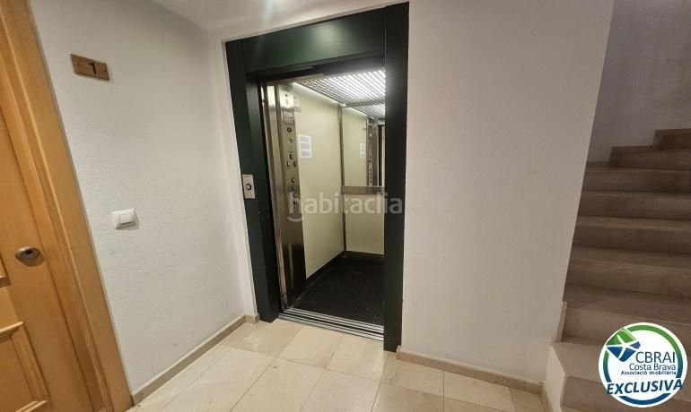 Foto d473165a-9716-453c-a483-d3c149f91131. Apartament amb aparcament a Alberes Empuriabrava
