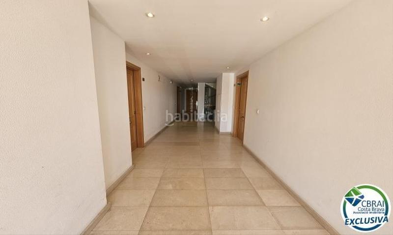 Foto d4ecef0e-92a0-4824-b873-8ec8fac5af01. Apartamento  de 2 habitaciones, gran terraza y parquing interior!! en Empuriabrava