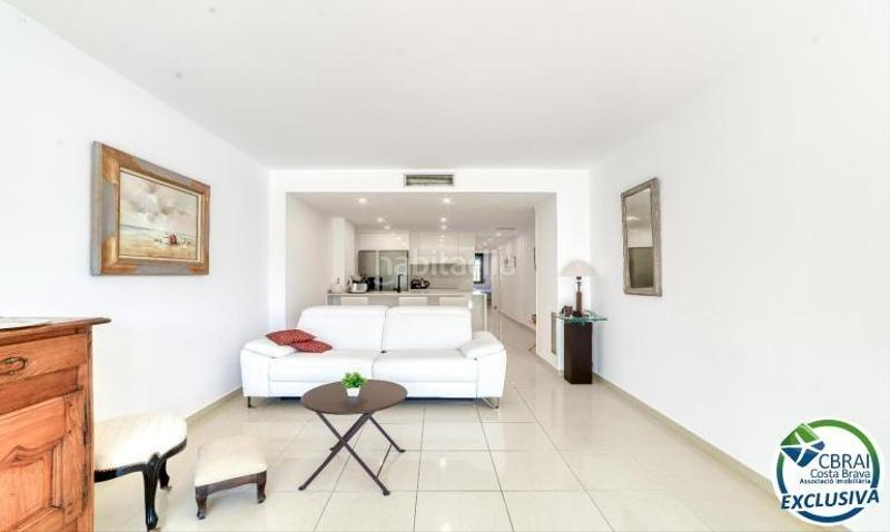 Foto 90f469f9-7c6c-4669-afd8-5ee025ddf155. Appartement mit heizung parking pool in Salatar Roses