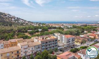 Apartament a Els Grecs-Mas Oliva. Espectacular dúplex de 3 dormitorios más estudio y terraza de 12