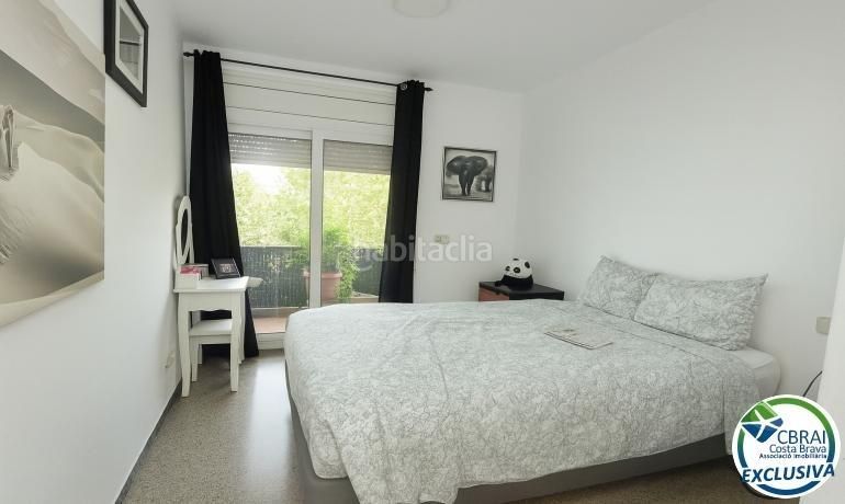 Foto a0aac796-c9c6-43db-9d03-68e262a79a34. Apartament a Moxó - Sant Mori Empuriabrava