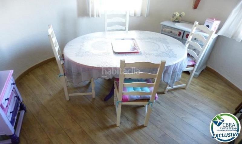 Foto fb3a985a-43bd-4b14-acae-2981ad54caf2. Apartament amb aparcament a Carmençó Empuriabrava