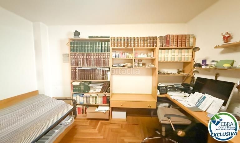 Foto 4f49450e-bd28-469e-95a5-a92104d5bcbf. Apartamento piso en venta en Centre Figueres