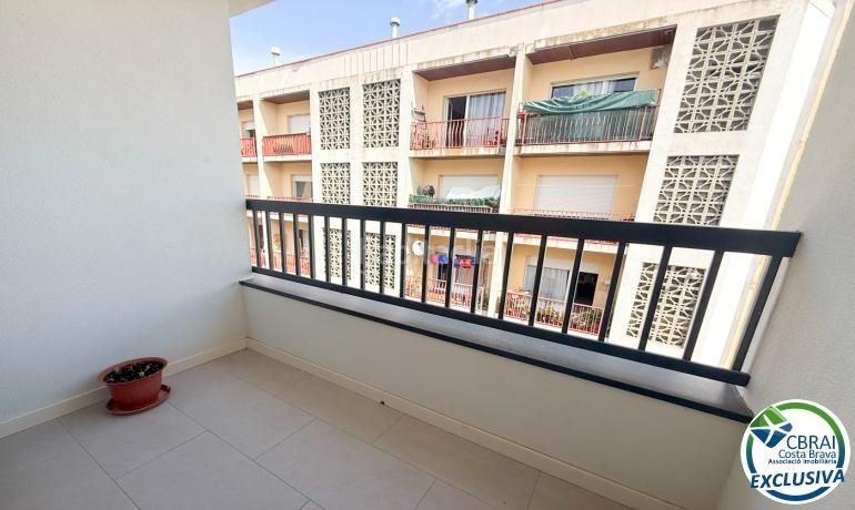 Foto 6c412ca9-1d28-4e85-be93-16c58bcb862f. Apartamento piso en venta en Centre Figueres
