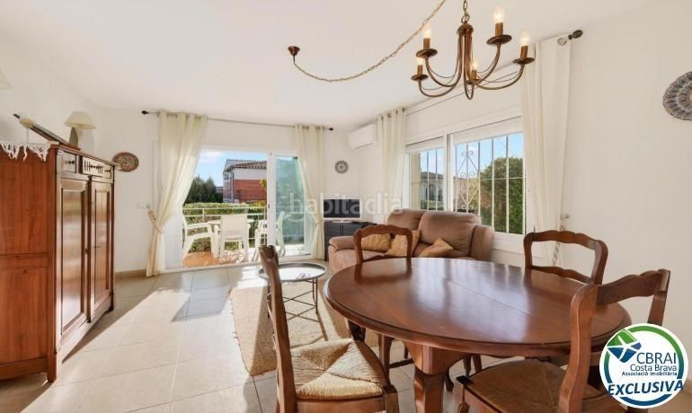Foto b0457796-04e1-47a5-b2e6-b396e7406e3b. Apartament amb aparcament a Nord Roses